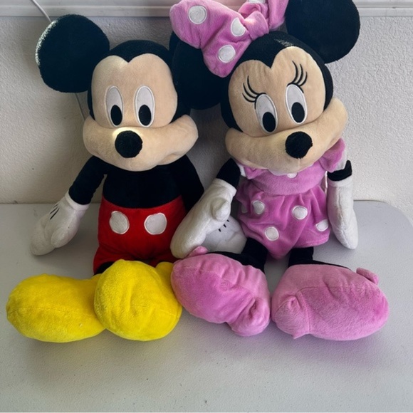 Disney Store Large Mickey and Minnie Mouse Plush - Picture 1 of 7